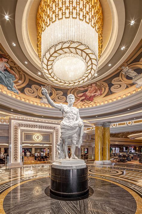 CAESARS PALACE LAS VEGAS $92 ($̶1̶6̶6̶) .